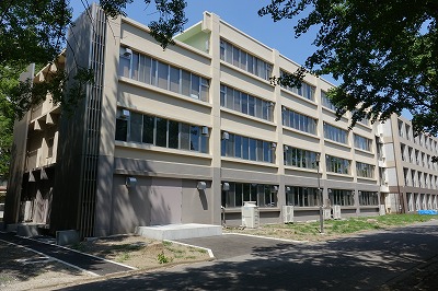 環境社会デザイン学科2号館