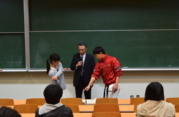 実践的「護身術」の講習