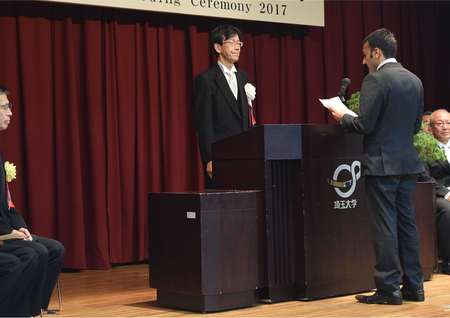 修了生代表挨拶