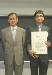 左）遠藤隆 日本遺伝学会長 右）松岡聡 助教